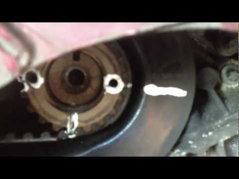 renault megane 1.9 DCI timing belt/cambelt removal Part 1
