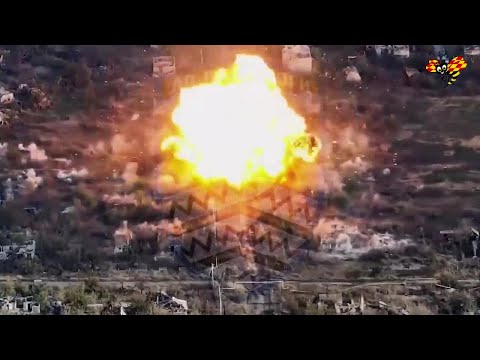 Ukrainska bakhållet – spränger ryska krigsvapnet i bitar