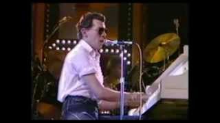 Jerry Lee Lewis, Pick Me Up On Your Way Down, 1982, WEMBLEY