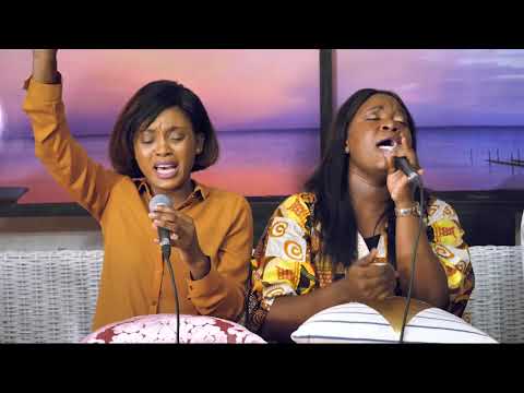 SION- 20 MINUTES D'ADORATION: HONORÉ