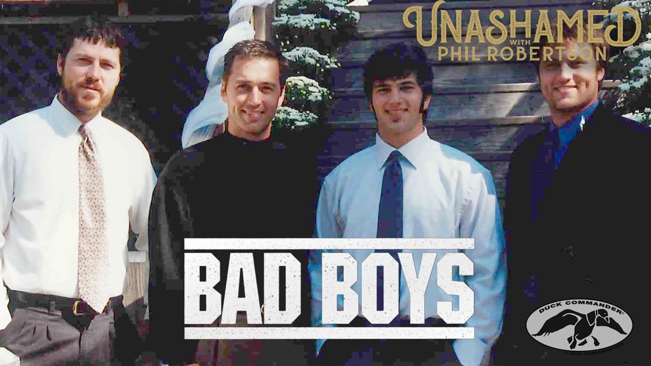 Ep 109 | Phil's Prayer for Our Country, the Bad Boy of the Podcast & the Isolation of the Internet