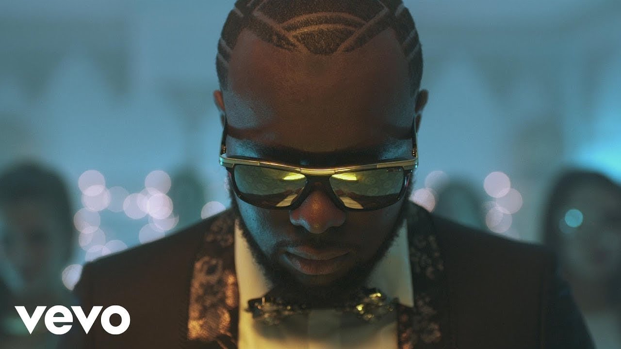 Maître Gims ft. Niska — Sapés comme jamais