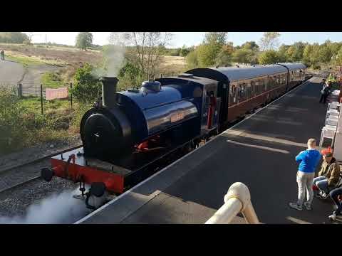 Industrial power | No.2648 'Dunlop' and No.3783 'Hollybank No.3' leave chasewater heaths. (16/10/22)