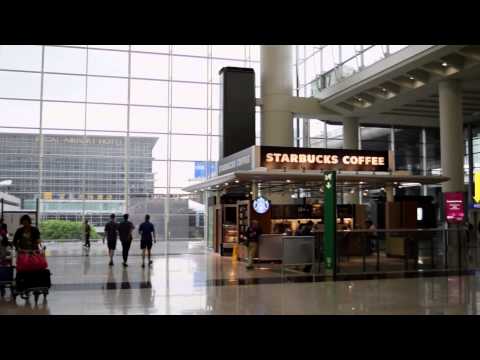Chegada ao Regal Airport Hotel e transporte público do aeroporto de Hong Kong