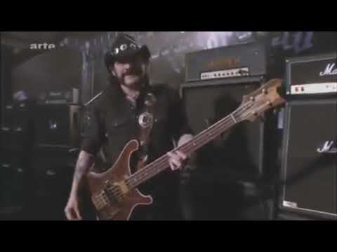 How to play the Bass like Lemmy Kilmister