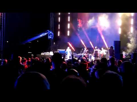 Petr Kotvald - Milujem se čím dál víc (Oldies Festival - Ostrava 2016)