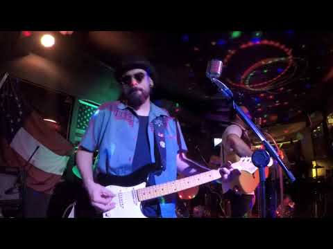 V8 Classic Rock - Lets Twist Again