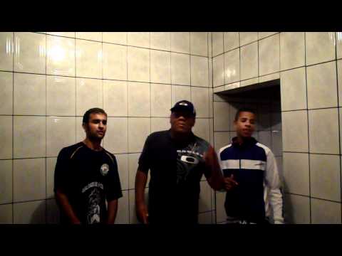 mc wesley e mc raul parte mc fernadinho medley { dj denti }