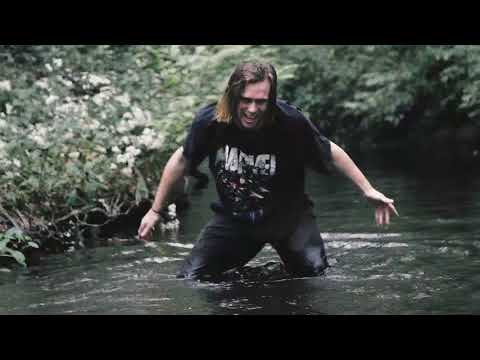 Gizmo - Troll Under The Bridge (OFFICIAL MUSIC VIDEO)