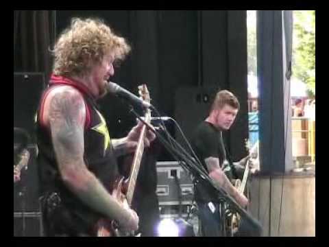 Mastodon-Megalodon Live from Mayhem Fest