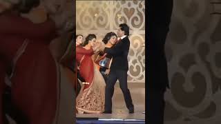 Download lagu 'Tujhe Dekha To Ye Jana Sanam... ❤️ 30 Years of SRK & Kajol Magic!'#SRK #Kajol #ShahRukhKhan #DDLJ mp3 Download lagu 'Tujhe Dekha To Ye Jana Sanam... ❤️ 30 Years of SRK & Kajol Magic!'#SRK #Kajol #ShahRukhKhan #DDLJ mp3