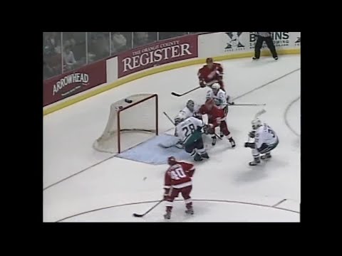 02/03 RS: Det @ Ana Highlights - 10/13/02 (Zetterberg First NHL Goal)
