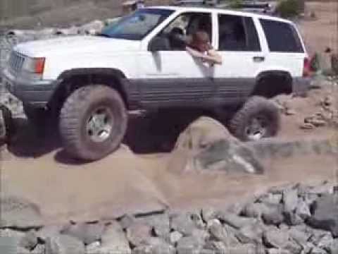 Jeep Grand Cherokee 4x4 ZJ Suspension Coil Spring Falls Out Rusty's IRO