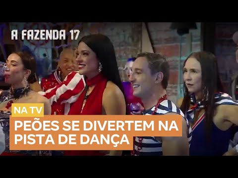 Festa Batalha Naval: Israel Novaes e Thiago Brava agitam a noite em A Fazenda 17