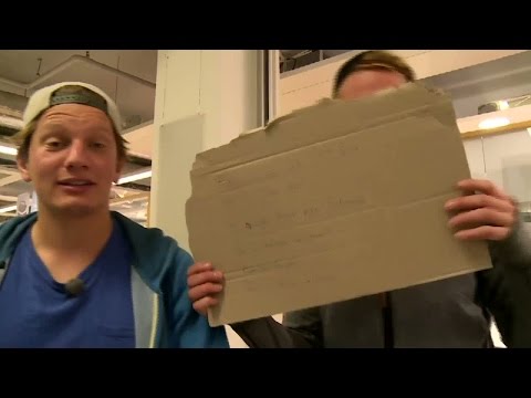 Här kvack Julius kvack Björn kvack av kvack skylt - Spring! (TV4)