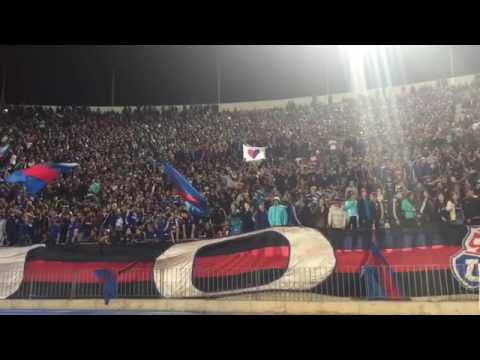 "Hinchada hay una sola!!!!!" Barra: Los de Abajo • Club: Universidad de Chile - La U