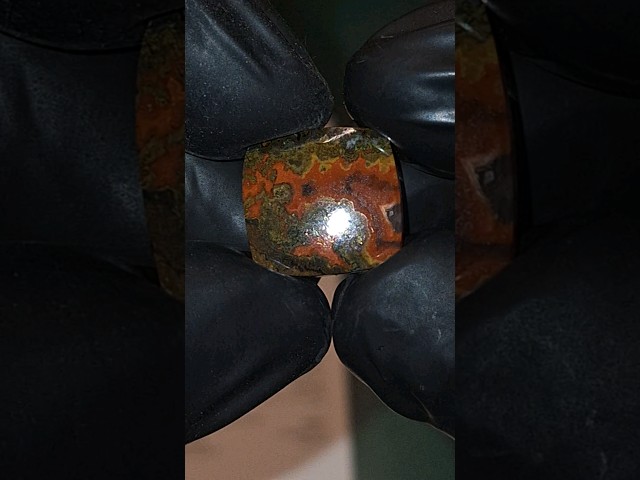 حجر عقيق مصور تنين الحجر طبيعي موثق بشهادة مختبر