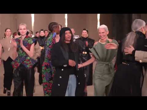 Balmain women's autumn winter 2024 fashion show