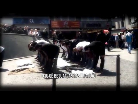 Idris Ebker - Këndim rrënqethës!