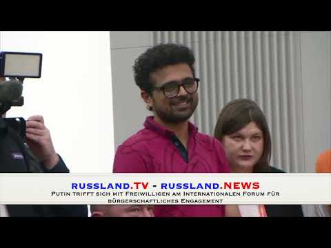 Putin trifft sich mit Freiwilligen am Internationalen Forum für bürgerschaftliches Engagement