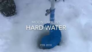 preview picture of video 'Fishing For Northerns On Hard Water 2018'