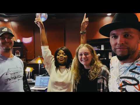 Thumbnail for I GOT HOPE video