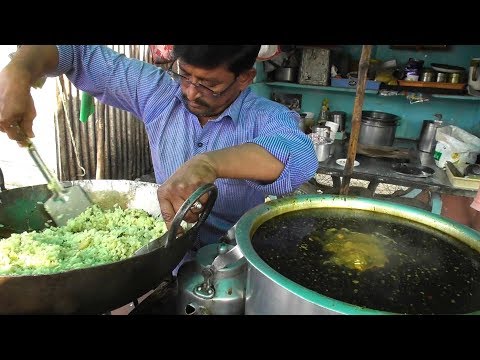 Healthy Poha ( Chira ) in Breakfast | Indian People Enjoying Street Food | Maharashtra Yavatmal