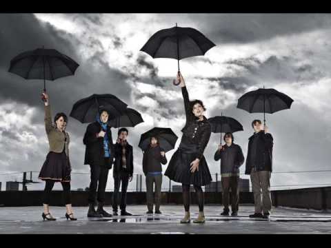 Arcade Fire - Maps (Yeah Yeah Yeahs Cover) video thumbnail