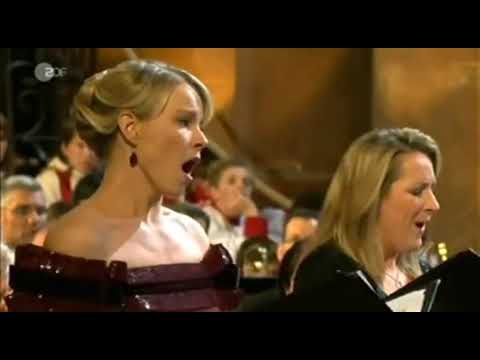 Mass in C Minor - Domine Deus (Diana Damrau, Elīna Garanča)