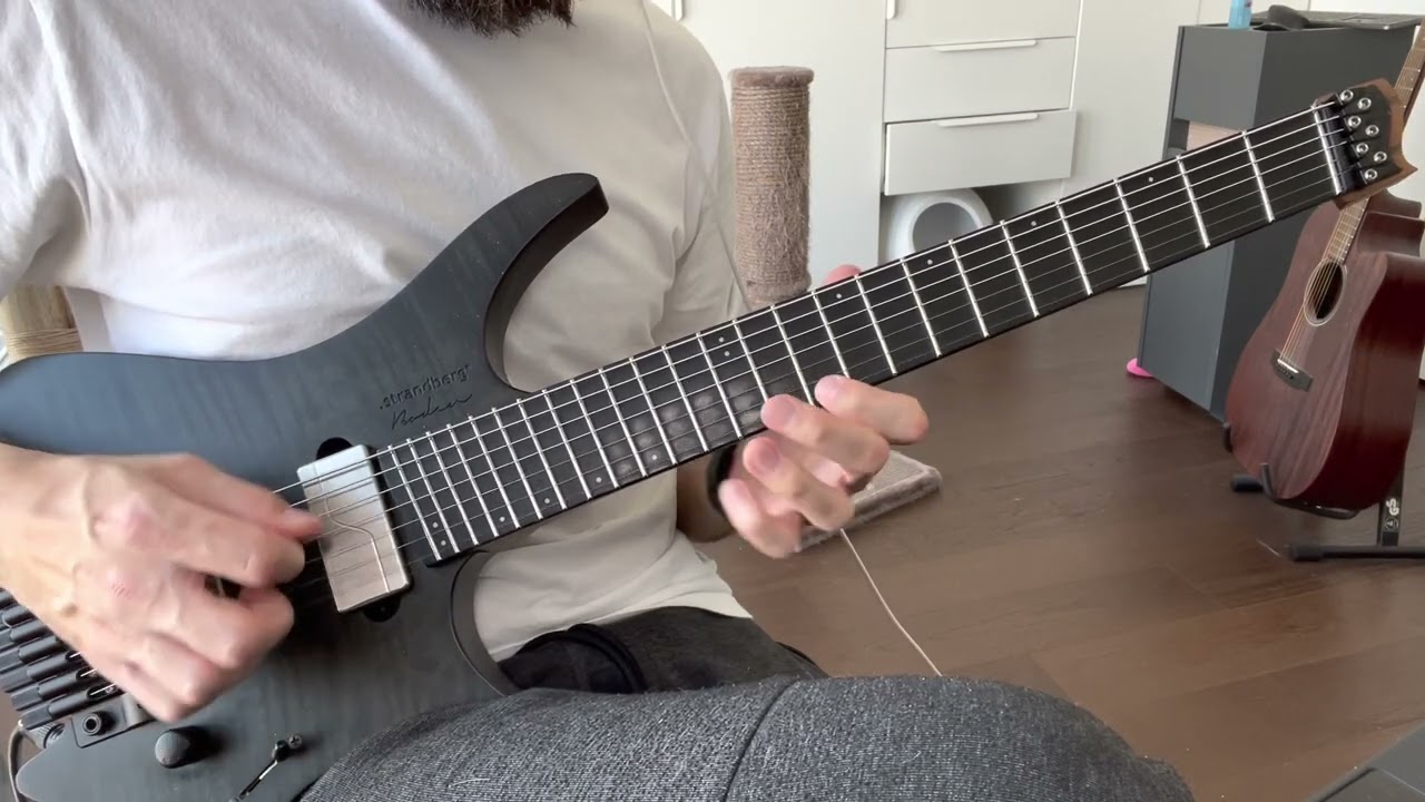 Roberto Barlocci playing the Tears of the Kingdom main theme on guitar
