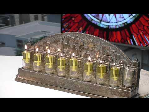 8. Hanukai gyertyagyújtás