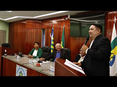 Devaldo Nunes toma posse como vereador na Câmara de Valença do Piauí