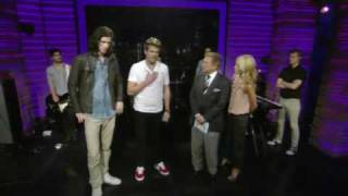 3OH!3 - My First Kiss and Don&#39;t Trust Me (LIVE! with Regis and Kelly 30 July 2010)