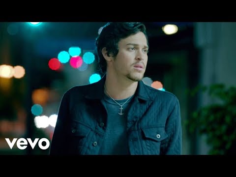 Alex & Sierra - Little Do You Know (Video)