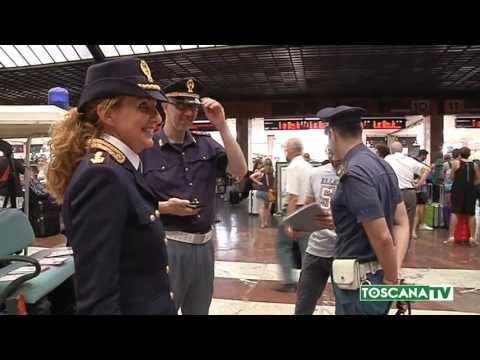 2017-07-17 FIRENZE - TRENO BLOCCATO IN GALLERIA, DONNA COLTA DA MALORE