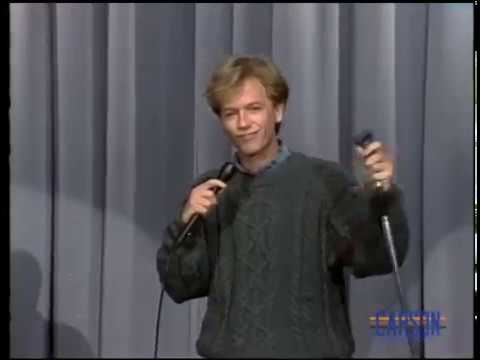 David Spade Misses Johnny's Wave Over to the Desk During His First Appearance on The Tonight Show