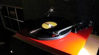 Random Hold: Second Nature on Pro-Ject Carbon Debut