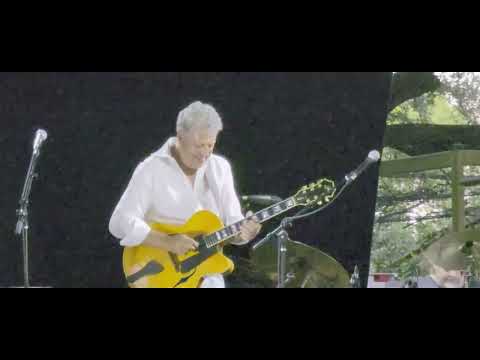 Larry Carlton and Paul Brown Live at Bishop Arts Theater 15Oct2022