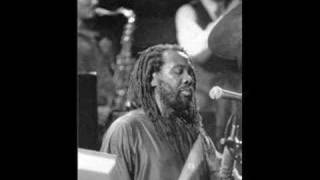 JAMAICA PAPA CURVIN - FreeMandela Live