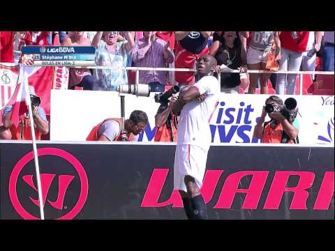 Goal of M'Bia (1-0) Sevilla FC - Deportivo de la Coruña - HD