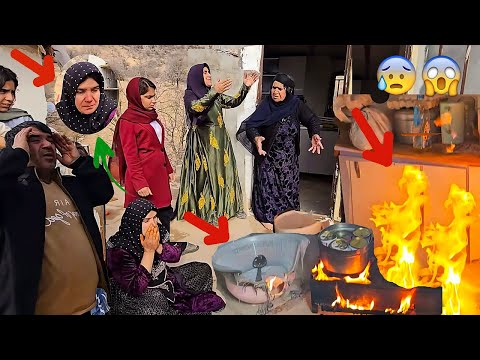 Danger and panic! Kitchen on fire😱