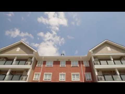 60 Baycliffe Cresent w Logo