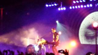 Matt and Kim - Get It (Live)