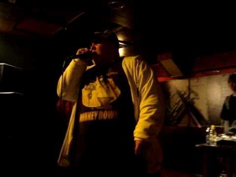 Alfa ft. Paki'a - Kjor sokak (live in Castro)
