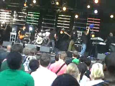 The Rootsriders ft Ashwin Jaydee @Reggae in Duketown 2011 (2/2)