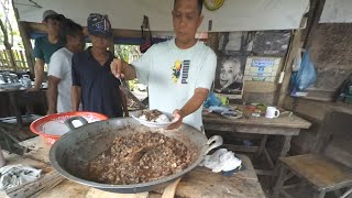 Download lagu Malletek Bah. A bachelorette party featuring a meal and slaughtering of a young pig. mp3