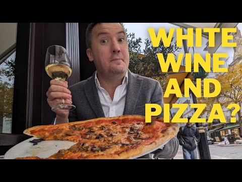 Pizza no meu restaurante favorito e Vermentino da Sardenha