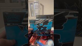 What a start to the ETB🔥#pokemon #pokemonchannel #pokemoncards #pokemon #pokemoncardopening