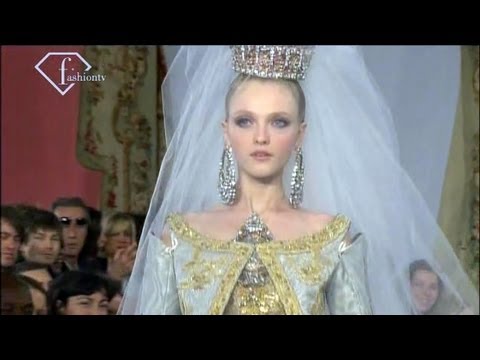 Christian Lacroix Spring/Summer 2009 Couture ft Chanel Iman & Erin Heatherton | FashionTV