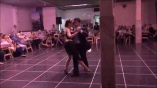 NATALIA CRISTOBAL RIVÉ & ANDRES MOLINA bailando MARIÓN en FLOREAL MILONGA